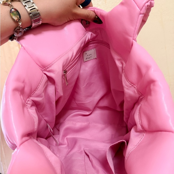 Pink Women's shoulder Bag - Picture 13 of 13